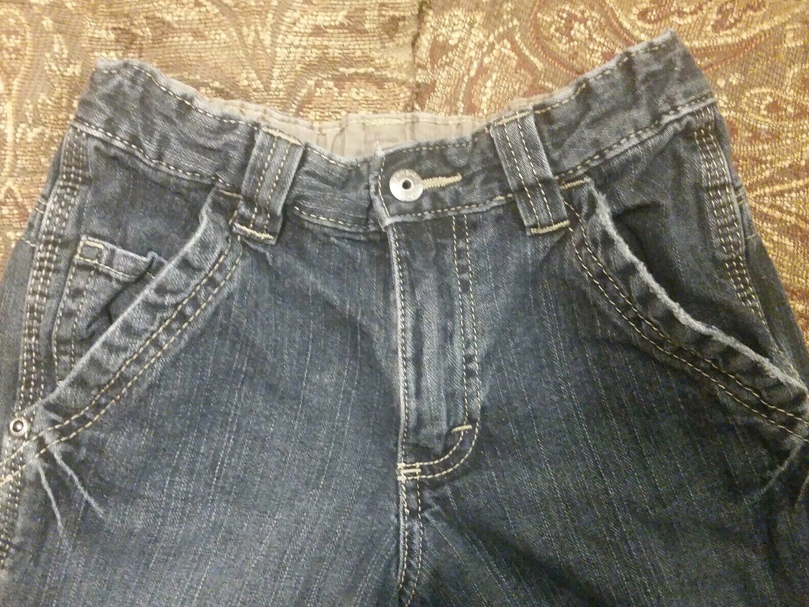 Picture 3 of 6