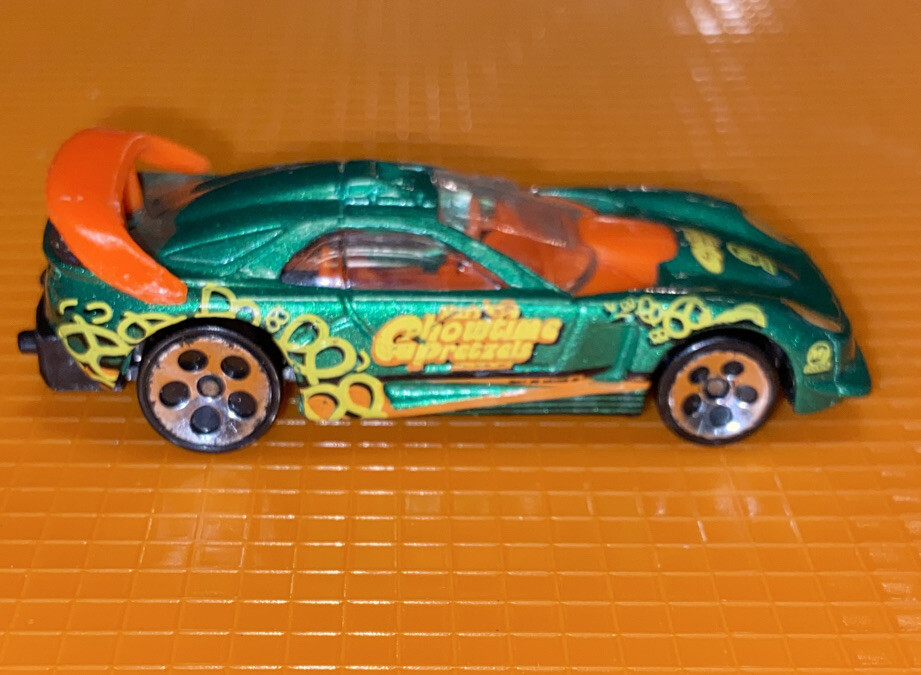 Vintage 1997 Hot Wheels Callaway C7 Mike's Chowtime Pretzels Rare