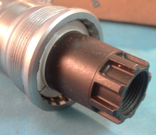 Shimano BB-ES51 68x121MM Octalink V2 Cartridge NEW/NOS Bottom Bracket-Eng- NIB++ - Picture 4 of 4