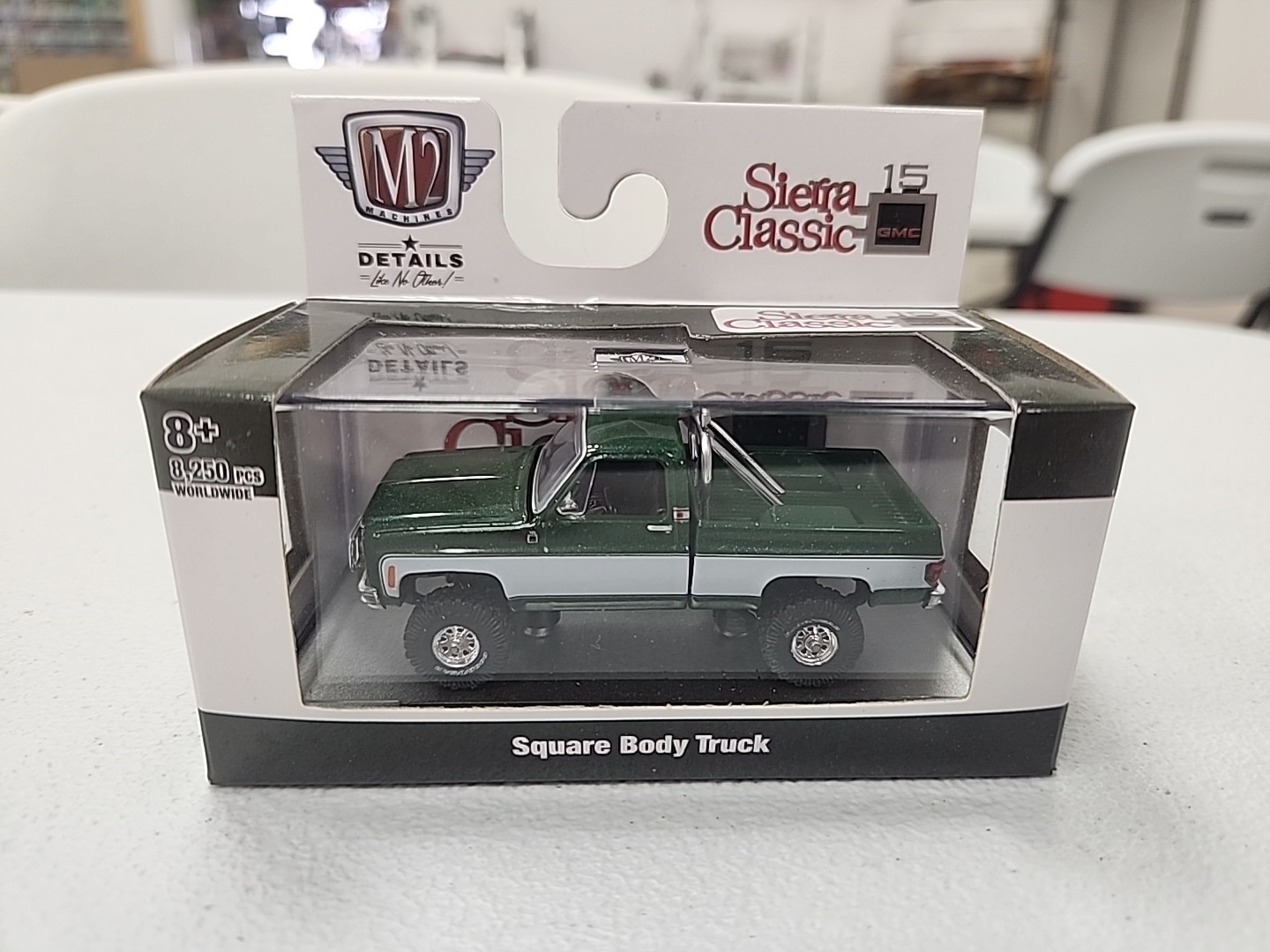 M2 GMC Sierra Classic 2023 Square Body Truck 1976 GMC Sierra Grande 14 4X4
