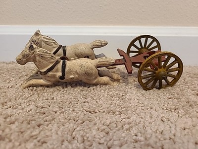 Vitnage  Cast Iron Double White Horse Drawn Front Hitch Part 7'' Long