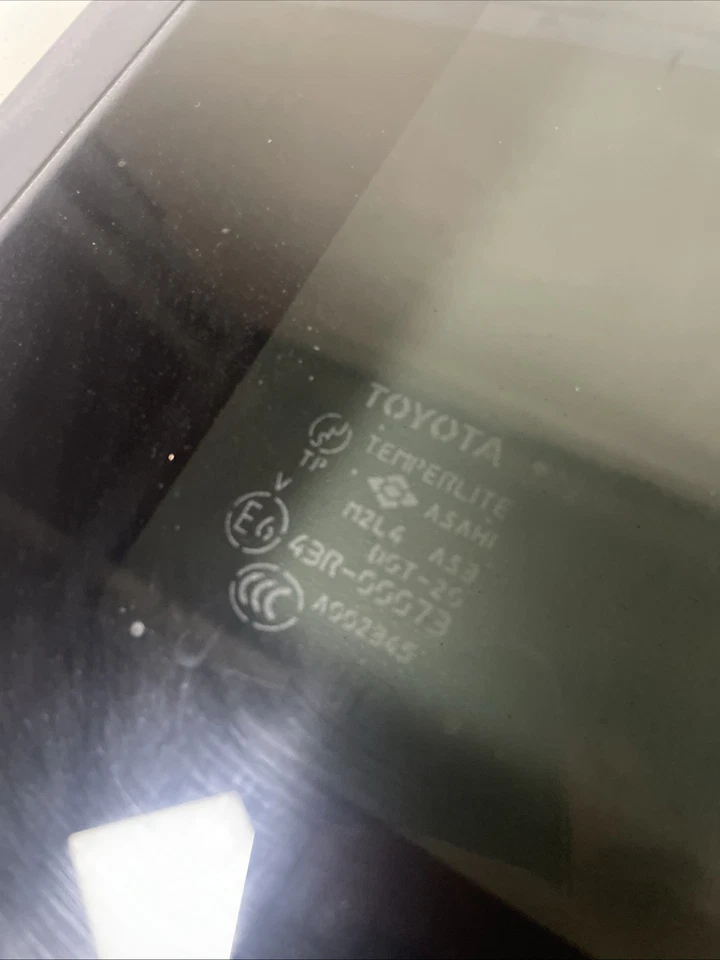 2003-2009 TOYOTA 4RUNNER LEXUS GX470 SLIDING SUNROOF MOON GLASS No Rust - Image 3 of 4