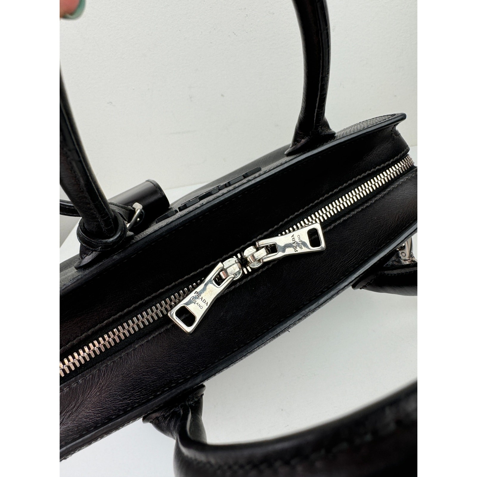 PRADA Milano Monochrome Black Small Handbag Leather Top Handle Crossbody Bag  thumbnail 8