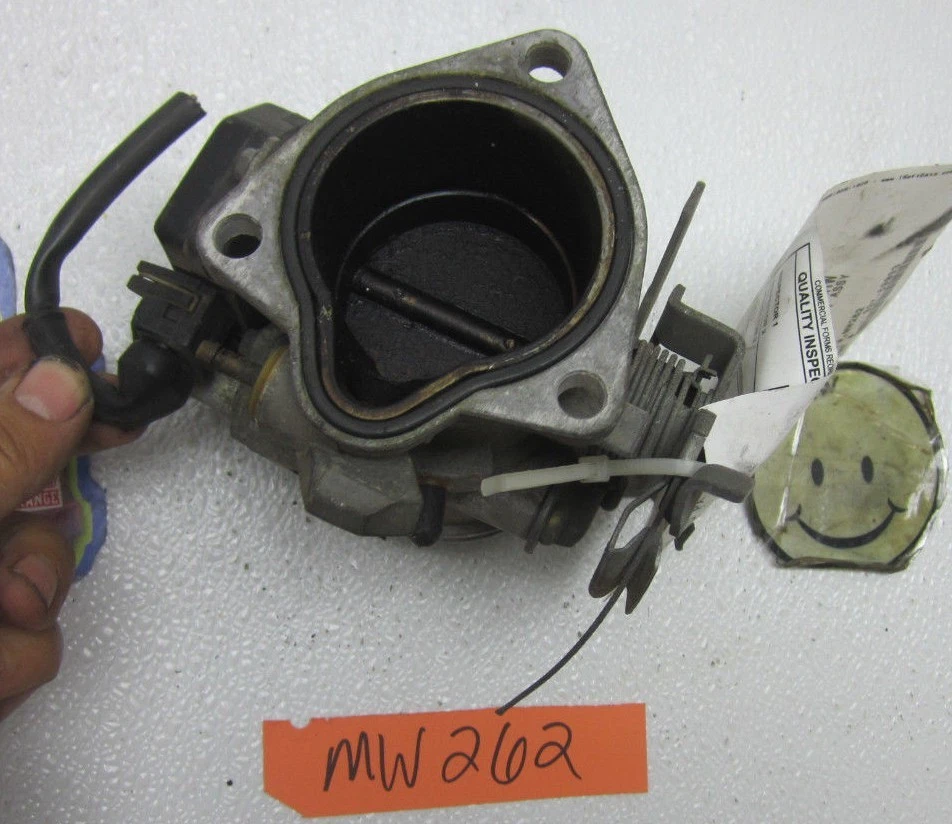 UNIDAD DE CARROCERÍA DEL ACELERADOR TPS TBU SENSOR DE POSICIÓN MOTOR 2,0 L 1989 89 SAAB 9000 Foto 2 de 4