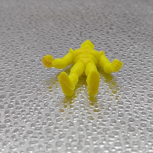 M.U.S.C.L.E Figure Kinnikuman #005 Robin Mask A Yellow Kinkeshi 1980s - Picture 4 of 4