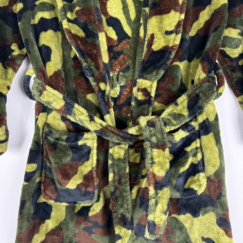 Climate Smart Boys Size M (8/10) Camo Print Fleece Robe Belted Flame Resistant - Picture 3 of 8