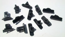2008 Jeep Liberty Left Front Fender Flare Moulding Clips Retainers 1-Kit