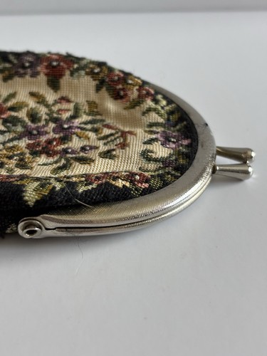 Vintage Needlepoint Floral Cigarette Coin Purse Pouch Double Kiss Snap Clasp - Picture 10 of 13