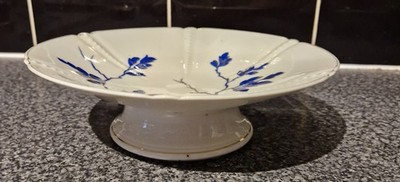 Blau & Weiß Blume & Weinrebe Kuchen Standfuß