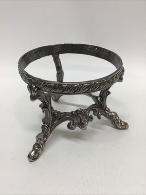 Mid-Century L&L WMC Carlstadt NJ Ornate 4.5 D Stand Loevsky White Metal Castings