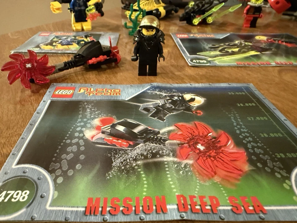 LEGO Alpha Team Mission Deep Sea Lot: 4790 4791 4797 4798 4799 4800 W/Manuals - Image 4 of 4