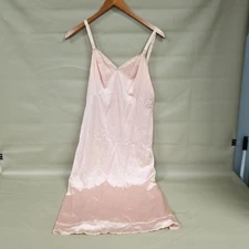 Vintage Olga Pink w Lace Trim Full Slip Dress Sz 36 