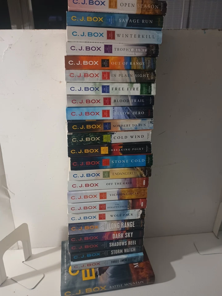 Lot of 24 Joe Pickett, C.J. Box Almost Complete Series, Battle Mountain - Image 3 of 4