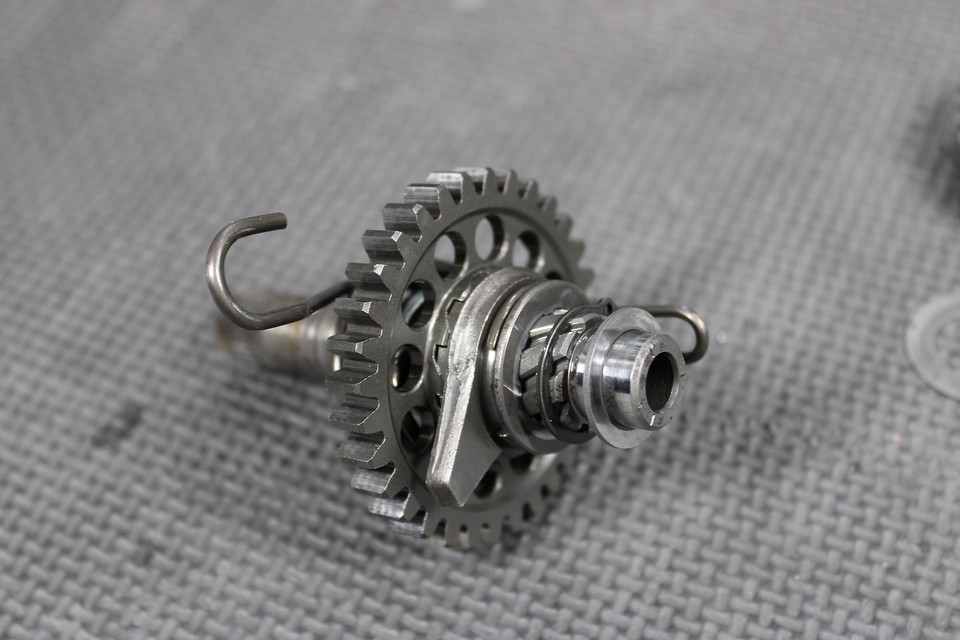 2006 KTM 85SX OEM KICKSTART KICK START SHAFT W IDLER GEAR eBay