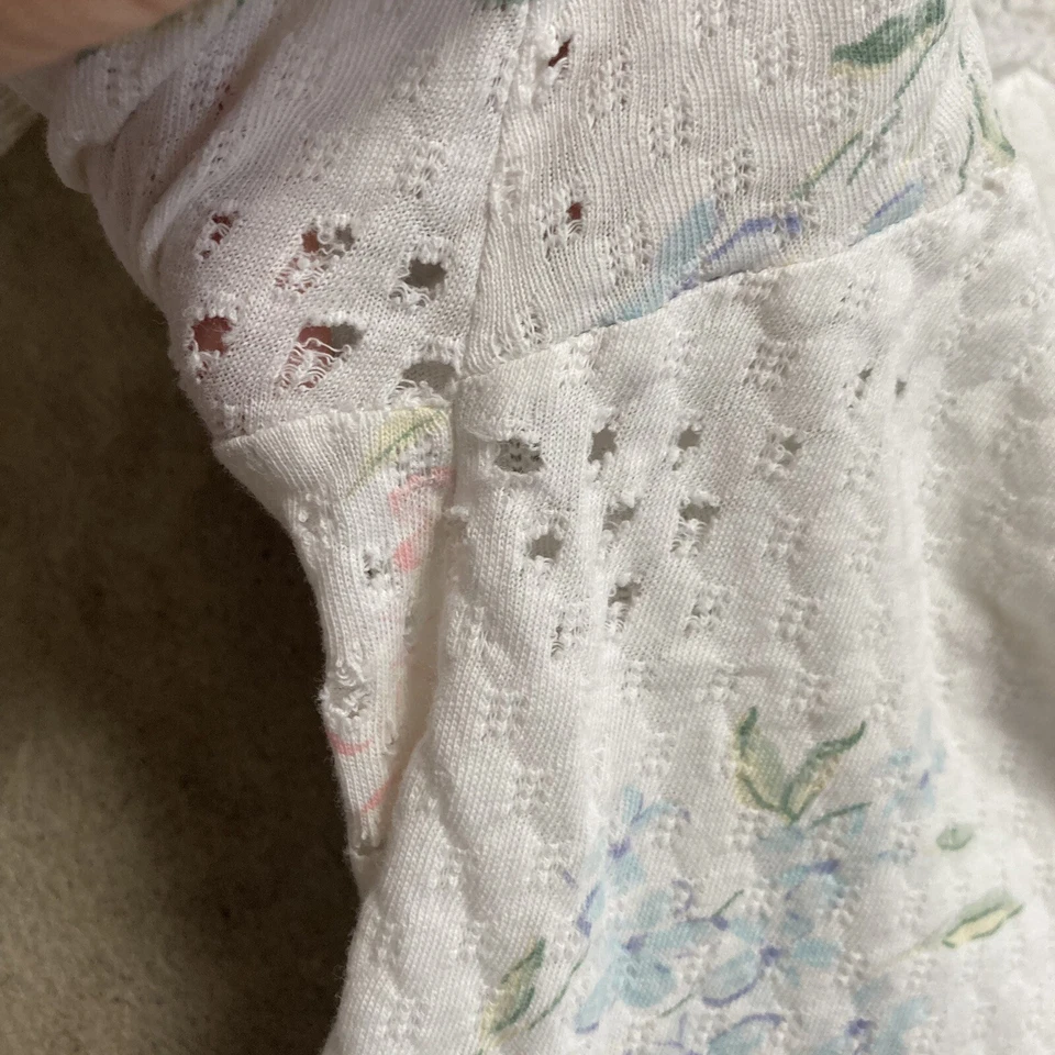 Camisón Oscar De La Renta para mujer talla pequeña floral algodón manga corta largo de colección Foto 3 de 4