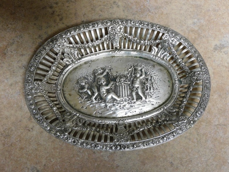 ANTIQUE GERMAN 800 FINE SILVER ART NOUVEAU REPOUSSE CHERUBS & BASKET WITH FLOWER