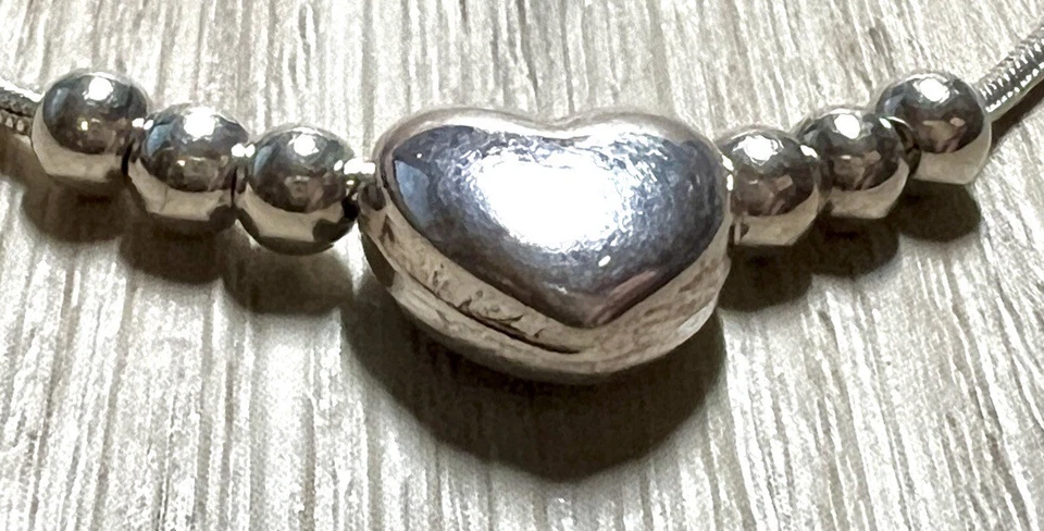 Collar Corazón Hinchado Deslizante Plata Esterlina M Firmado De Diseñador De Colección, 16" Foto 2 de 4