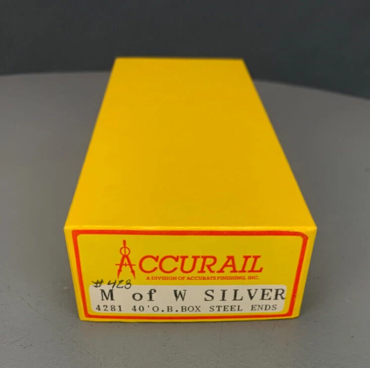 HO Accurail 4281 40’ O.B. Boxcar extremos de acero M de W #428 plata RTR HO4582 Foto 2 de 4