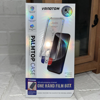 New In box!!  Vanotom Palmtop Case iPhone 13/13pro/14 Privacy Screen