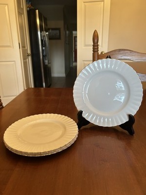 4 Royal Albert Bone China England VAL D'OR 8¼'' Salad Plates. White with Gold Rim