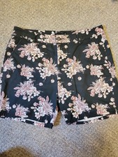 Asos Design Flower Pattrrn Chino Unisex Shorts 34 W Button-Up