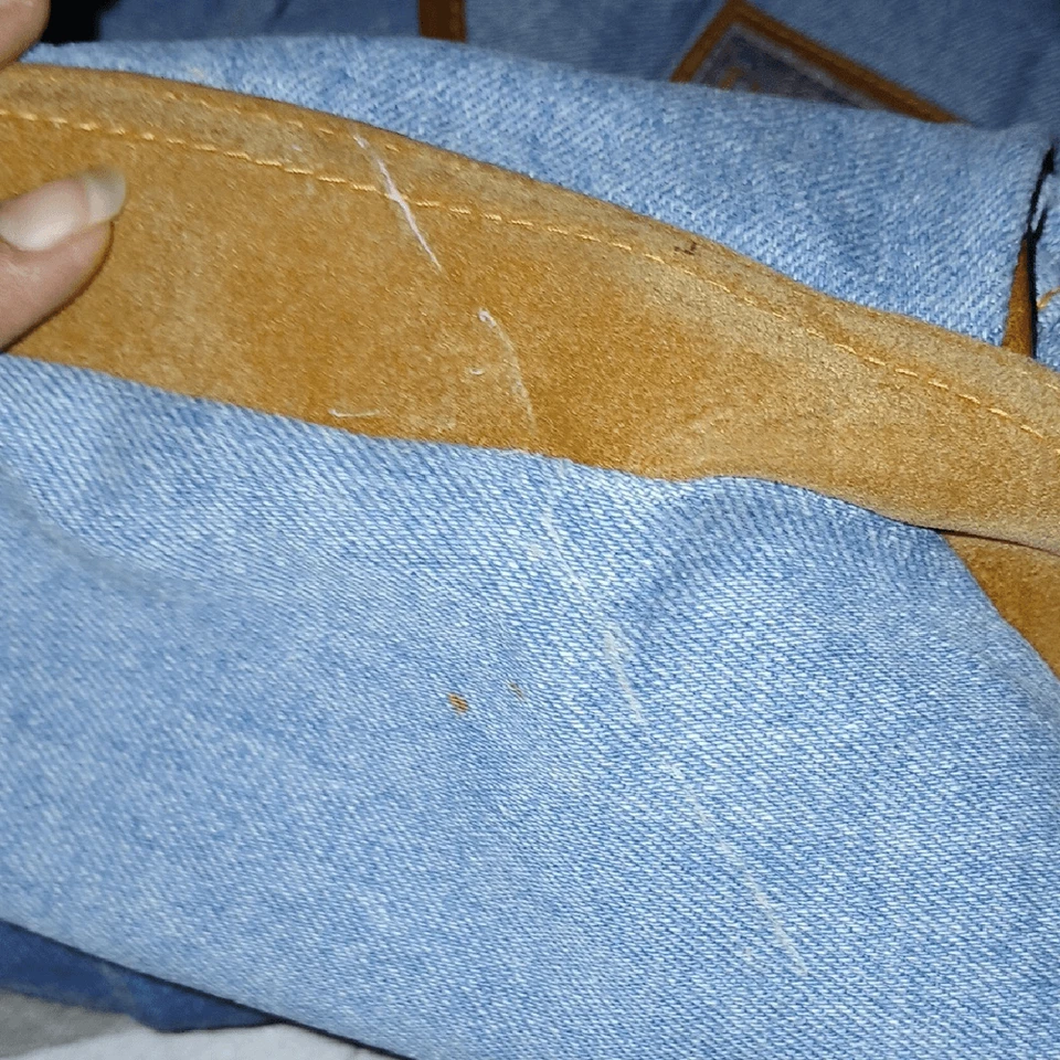 Mochila vaquera vintage años 90 Winnie The Pooh azul con detalles marrones Foto 3 de 4