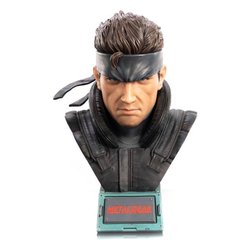 First 4 Figures Multicolore Metal Gear Solid Buste Grand Scale Solid Snake 31 Cm - Immagine 2