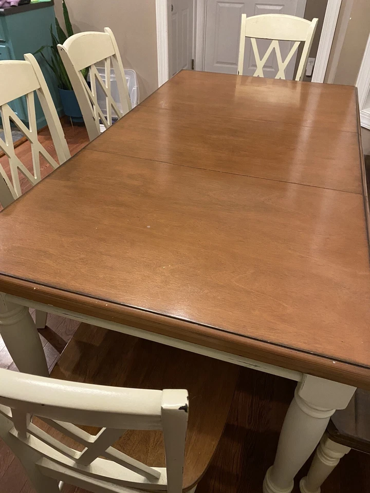 Homestyles Monarch Rubbed 白色 4 椅用餐套装 带长凳 — 第 4/4 张图片