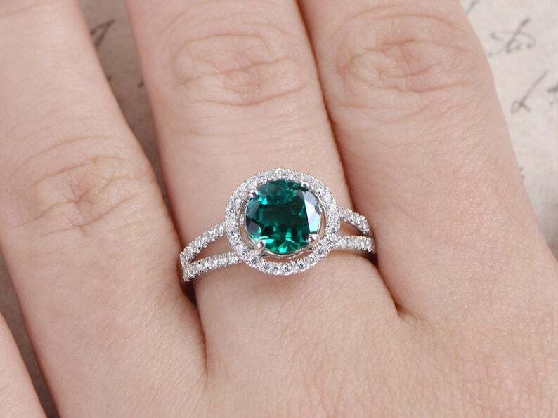 グリーンエメラルドクリスタルロット Green Emerald Crystal Faceted Emerald | Twin Rocks and Crystals