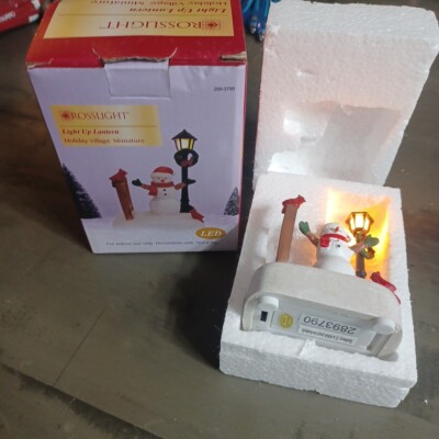Crosslight Holiday Village ~ Light up Lantern