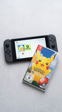 Nintendo Switch (Grau) inkl. Pokémon: Let’s Go, Pikachu!