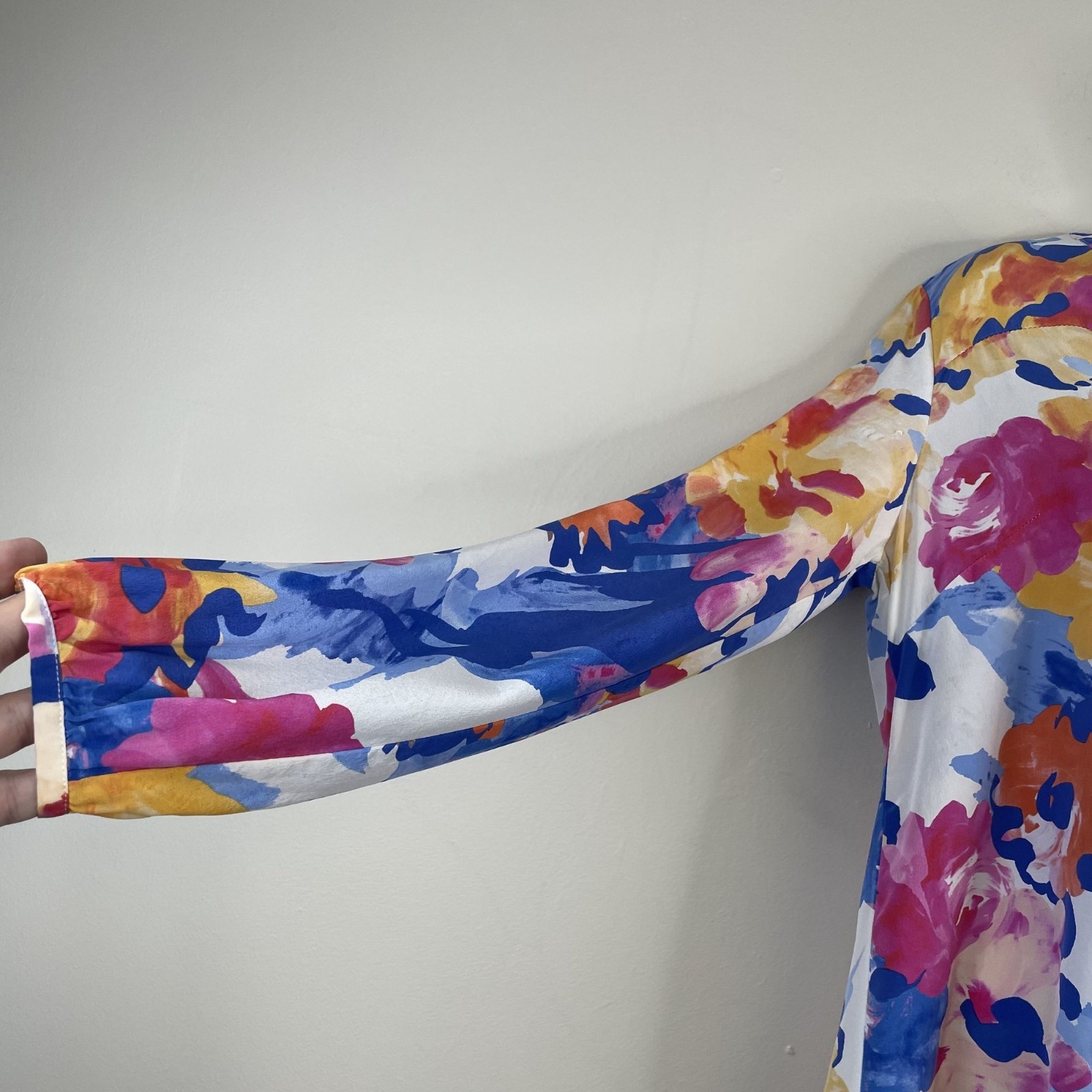 Tyler Boe Tunic Top Womens Small 100% Silk Beachy Coastal Floral Artsy Popover