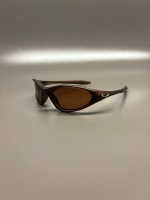 Vintage Oakley Minute 1.0 Y2K Sunglasses Brown Frame Wraparound Sport Eyewear