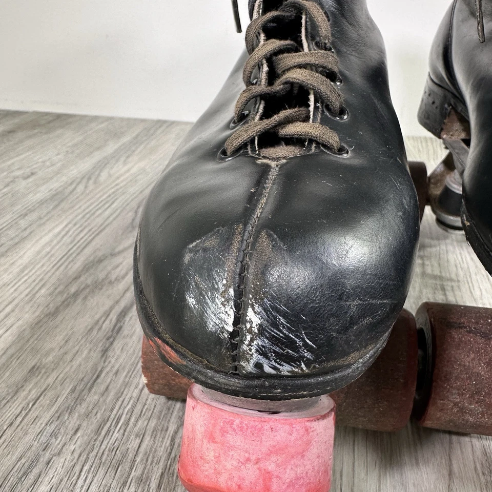 Patines Roller Derby De Colección Para Hombre 11.5 Cuero Negro Rojo Ruedas Buen Estado Foto 3 de 4