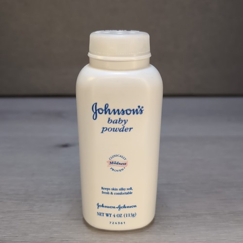 Vintage Johnson's Baby Powder 4 OZ Talc, by Johnson & Johnson 2004 90% Full
