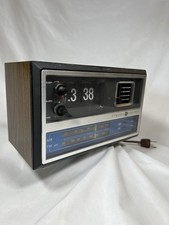 General Electric Flip Number VTG 1970's Alarm Clock AM-FM Radio C4315B