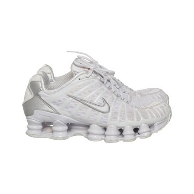 NIKE SHOX, Trainingsschuhe, Größe: 38 1/2, Weiß/Silber, Damen #1cg