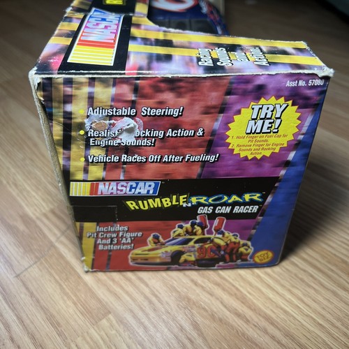 VTG 1997 ToyBiz Rumble N' Roar Gas Can Racer Mark Martin #6 Valvoline NASCAR NIB - Picture 10 of 11