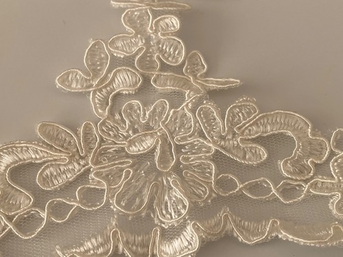 Bundle 10pcs ivory white floral sequins lace applique motif sew on lace trim - Picture 4 of 12