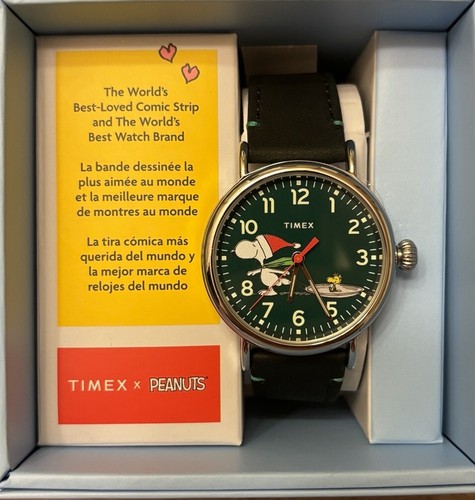 Timex Men's Watch Standard Peanuts Snoopy Ice Skating Green Dial TW2V60200 - Picture 3 of 4