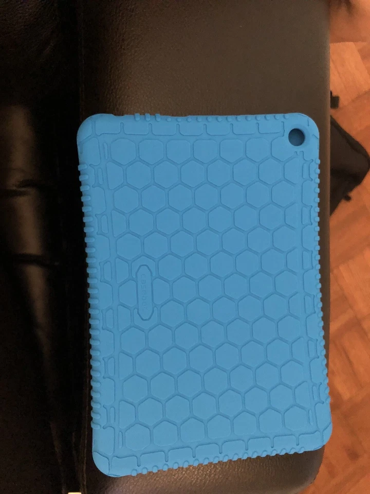 Funda de goma para niños Kindle Fire 8 HD nueva con etiquetas Foto 2 de 4