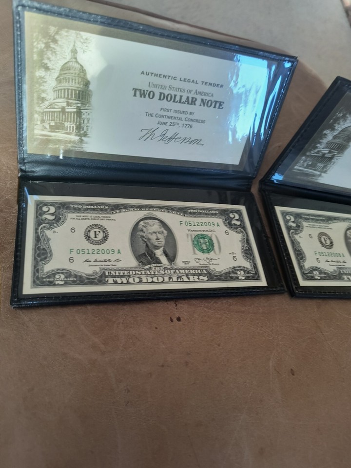2 Dollar Bills Real Both 2013 Very Cool.set. Consecative Serial Numbers