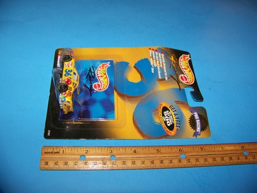 M&M's Collectible Car with Card Hot Wheels Racing 1999 NASCAR - Picture 4 of 4