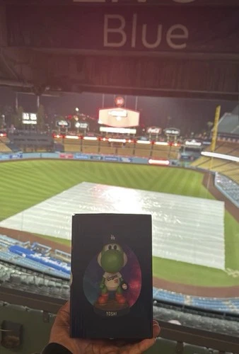 EXCLUSIVE Yoshi Dodgers Bobblehead Super Mario Galaxy Movie Collectible 2026