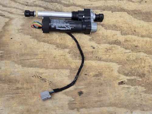 2017-2020 LINCOLN CONTINENTAL REAR TRUNK POWER LIFT POWER OPEN MOTOR OEM - Bild 6 von 9