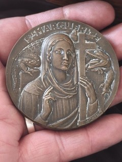 Médaille Bronze Sainte Marguerite Toulon 1945 58 mm 110 9 g