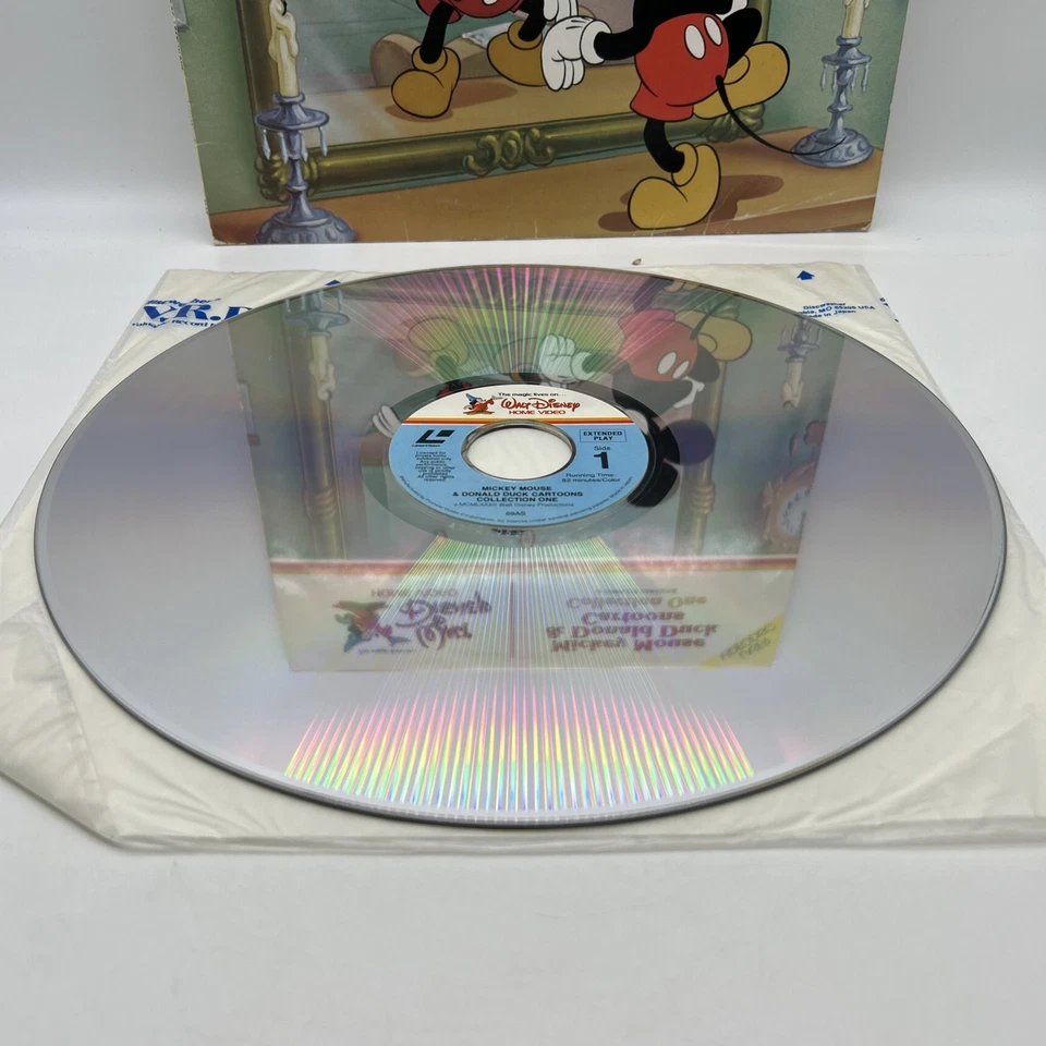 Walt Disney Mickey Mouse & Donald Duck Cartoons Collection One Laserdisc Foto 4 de 4