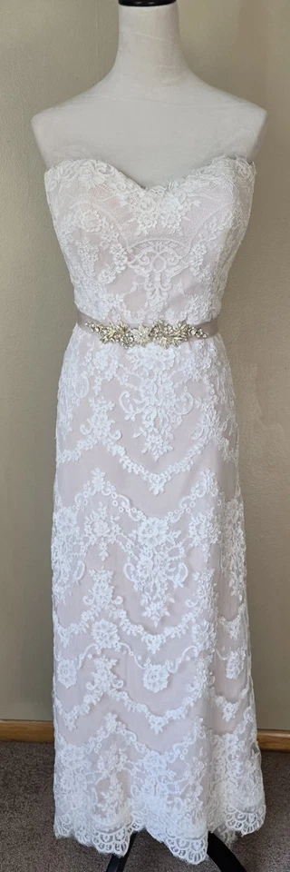 Essense of Australia Strapless Ivory Lace Wedding Dress Size 16 with Train  - Image 2 of 4