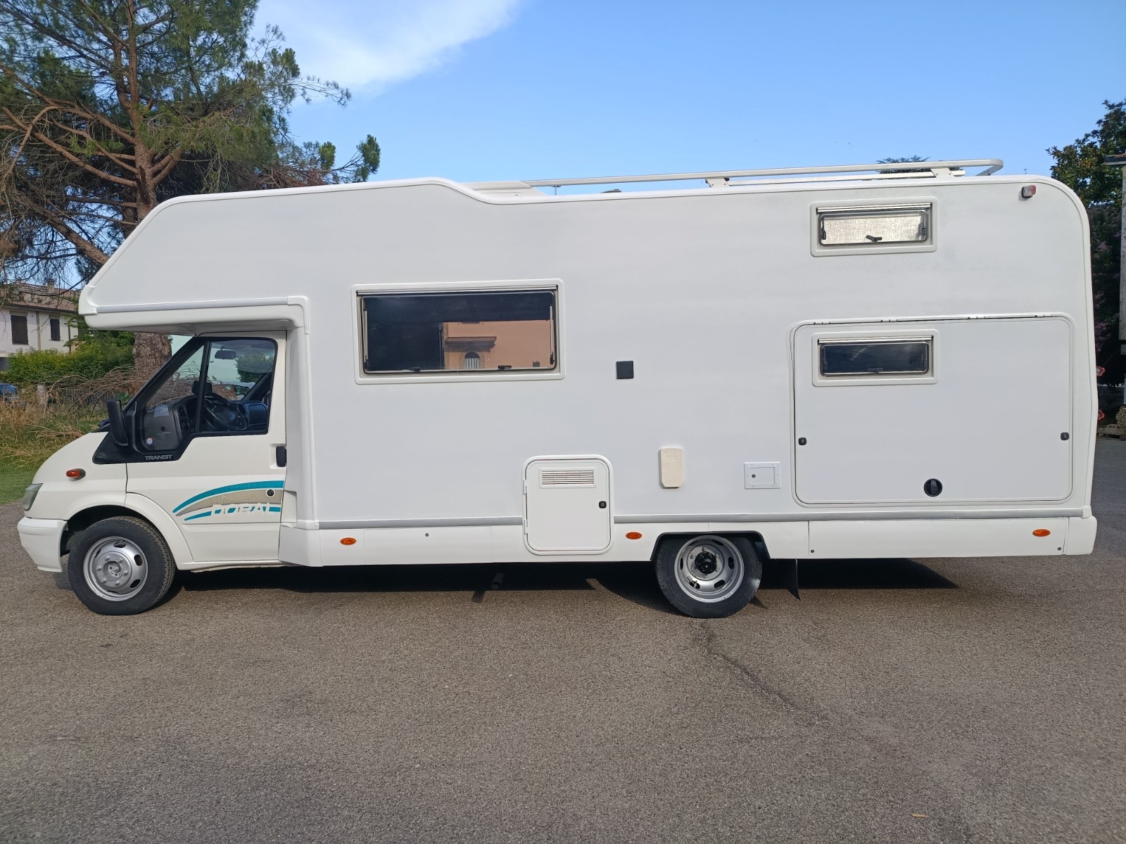 Camper Elnagh Zeht C4RO su Ford Transit 2.4 Turbo Diesel