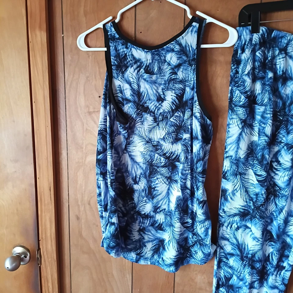 Nicole Miller Women's Blue Tropical PJ Lounge Set Size L - Image 3 of 4